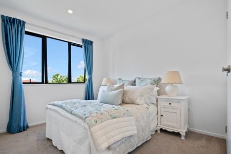 Photo of property in 10 Aumarire Lane, Favona, Auckland, 2024