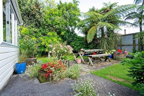 Photo of property in 22 Russell Street, Westport, 7825