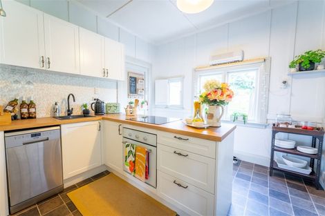 Photo of property in 6 Ure Street, South Hill, Oamaru, 9400