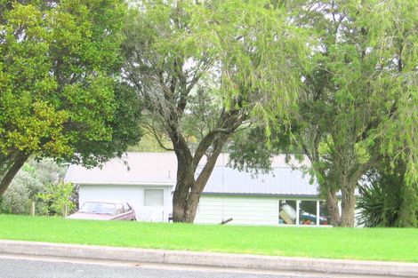 Photo of property in 26 Moffat Road, Red Beach, 0932
