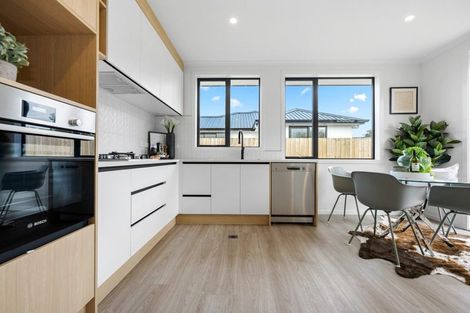 Photo of property in 17u3 Bolmuir Road, Forest Lake, Hamilton, 3200