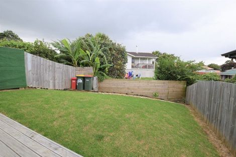 Photo of property in 1/67a Metcalfe Road, Ranui, Auckland, 0612