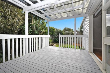 Photo of property in 20a Corunna Road, Milford, Auckland, 0620