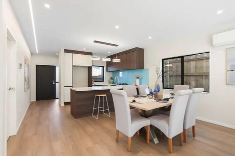 Photo of property in 29b West Harbour Drive, West Harbour, Auckland, 0618