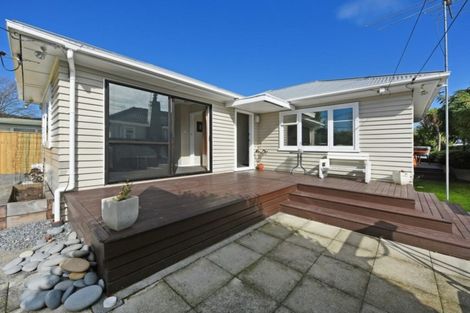 Photo of property in 30 John Street, Trentham, Upper Hutt, 5018