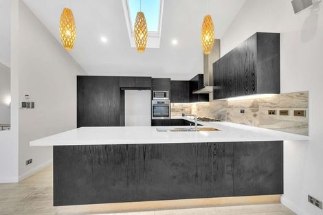 Photo of property in 6 Dunkeld Lane, Redcliffs, Christchurch, 8081