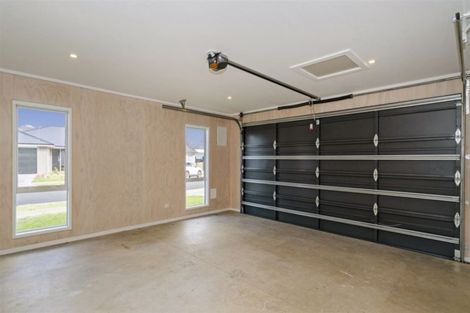 Photo of property in 28 Alf Simpson Drive, Whitianga, 3510