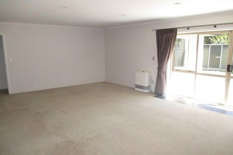 Photo of property in 27 Whitney Place, Rototuna North, Hamilton, 3210