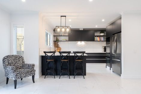 Photo of property in 100 Melksham Drive, Churton Park, Wellington, 6037