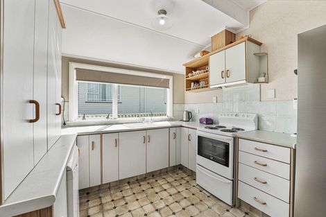 Photo of property in 11 Page Street, Stratford, 4332