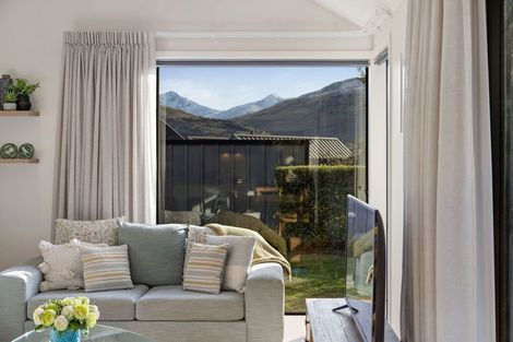 Photo of property in 2 Kotuku Lane, Hobsonville, Auckland, 0616