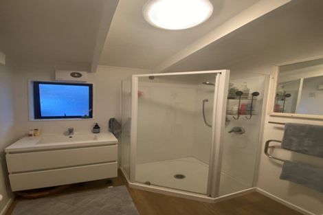 Photo of property in 13a Heuchan Lane, Wanaka, 9305