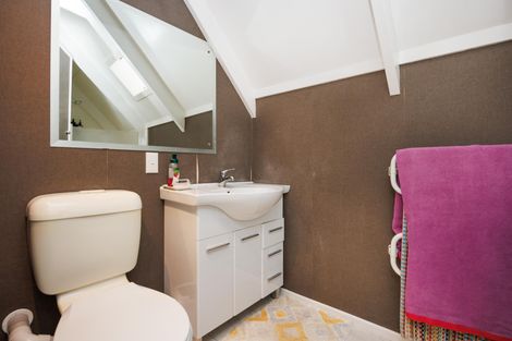 Photo of property in 570 Featherston Street, Roslyn, Palmerston North, 4414