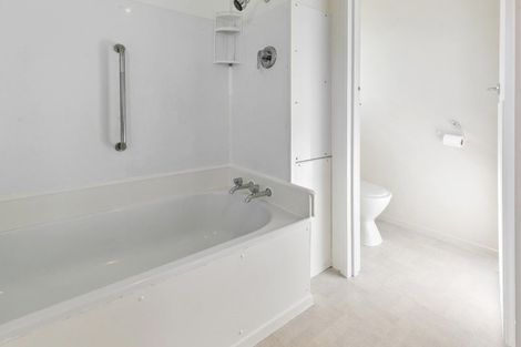 Photo of property in 13/154 Onepu Road, Lyall Bay, Wellington, 6022