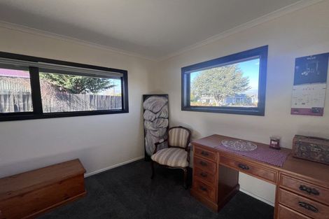 Photo of property in 15 Helena Street, Lumsden, 9730