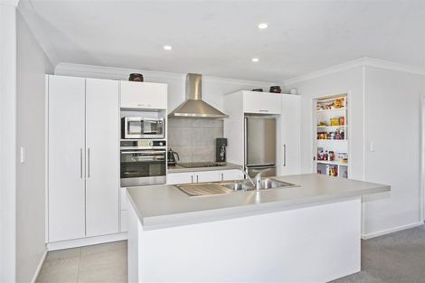 Photo of property in 4 Matawai Puna Drive, Pukekohe, 2120