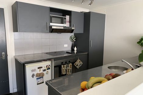 Photo of property in Monvie Apartments, 404/15 Holland Street, Te Aro, Wellington, 6011