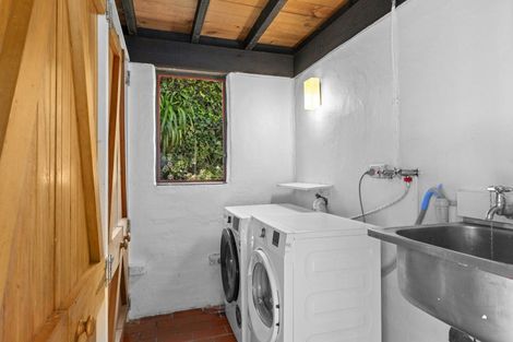 Photo of property in 22 Rakeiora Grove, Korokoro, Lower Hutt, 5012