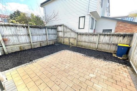 Photo of property in 48/22 Northcross Drive, Oteha, Auckland, 0632