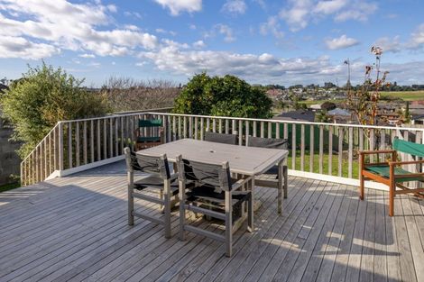 Photo of property in 50c Oxford Street, Te Puke, 3119
