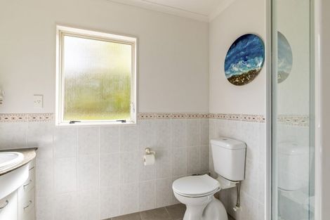 Photo of property in 6 San Angelo Court, Henderson, Auckland, 0612