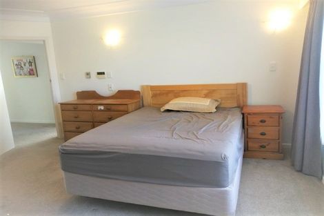 Photo of property in 165 Coronation Road, Hillcrest, Auckland, 0627