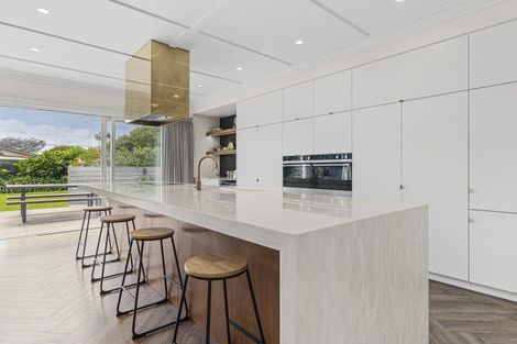 Photo of property in 33 Ballance Street, Lower Vogeltown, New Plymouth, 4310