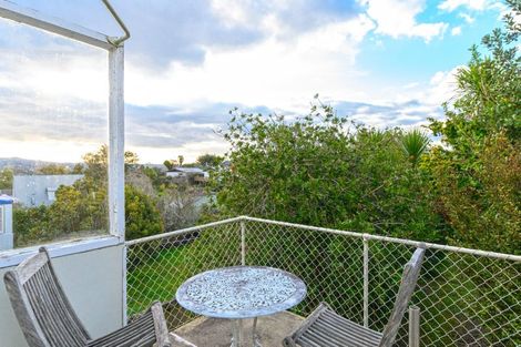 Photo of property in 17 Routley Drive, Glen Eden, Auckland, 0602