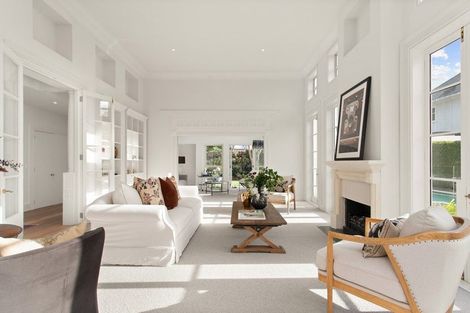Photo of property in 17 Allister Avenue, Merivale, Christchurch, 8014