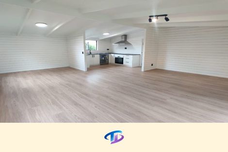 Photo of property in 2/12 Christmas Road, Manurewa, Auckland, 2102