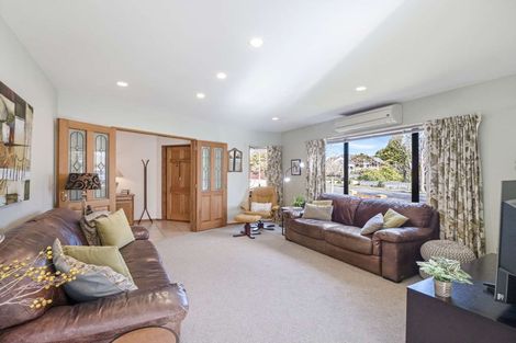 Photo of property in 4 Chesterfield Mews, Russley, Christchurch, 8042