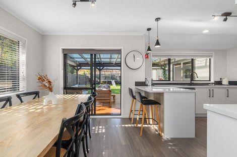 Photo of property in 17 Andalusian Place, Papamoa Beach, Papamoa, 3118