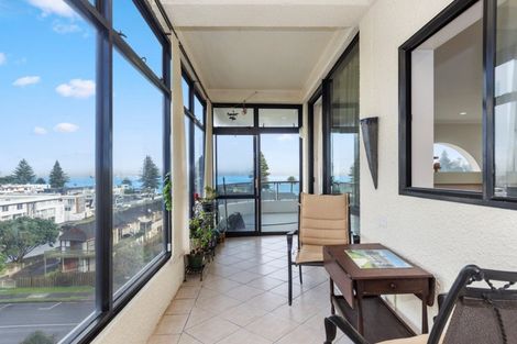 Photo of property in 21 Maunganui Road, Mount Maunganui, 3116