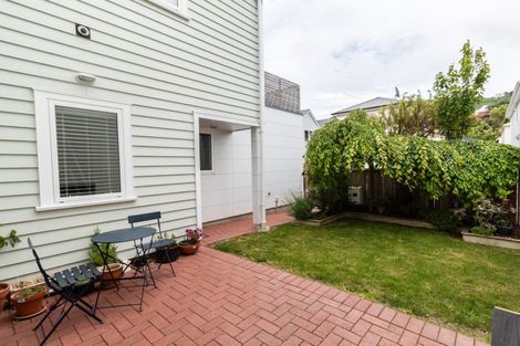 Photo of property in 36u5 Dee Street, Island Bay, Wellington, 6023