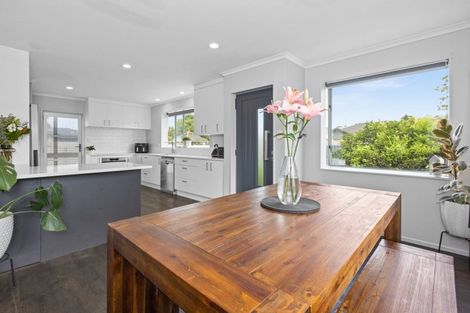 Photo of property in 37 O'dowd Road, Taradale, Napier, 4112