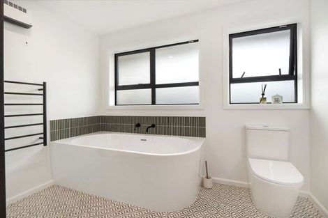 Photo of property in 53 Woodbury Street, Russley, Christchurch, 8042