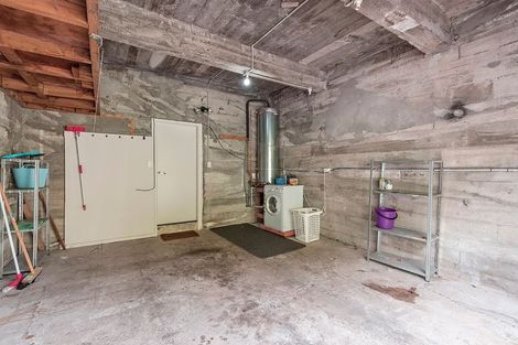 Photo of property in 16 Crieff Street, Northland, Wellington, 6012