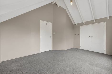 Photo of property in 23/24 Beswick Place, Birkdale, Auckland, 0626