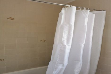 Photo of property in 6 Karamu Street, Te Atatu Peninsula, Auckland, 0610