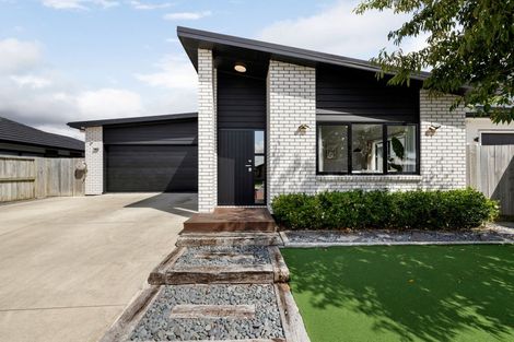 Photo of property in 11 Tokerau Drive, Rototuna North, Hamilton, 3210