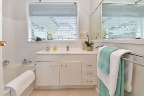 Photo of property in 57 Hatton Road, Orewa, 0931