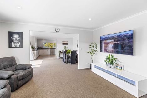 Photo of property in 35 Hamlet Street, Stratford, 4332