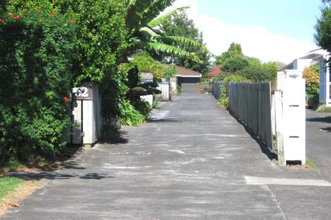 Photo of property in 2/52 Seabrook Avenue, New Lynn, Auckland, 0600
