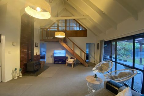 Photo of property in 13a Heuchan Lane, Wanaka, 9305