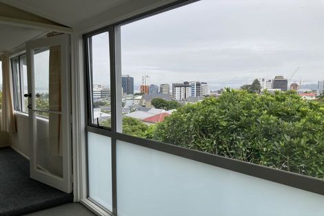 Photo of property in 219f5 Grant Road, Thorndon, Wellington, 6011
