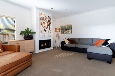 Photo of property in 11 Glenpark Crescent, Bethlehem, Tauranga, 3110