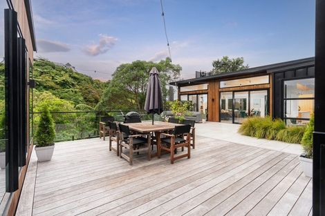 Photo of property in 17 Kim Street, Khandallah, Wellington, 6035