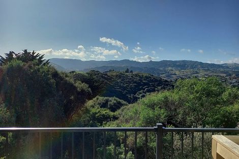 Photo of property in 28 The Quarterdeck, Whitby, Porirua, 5024