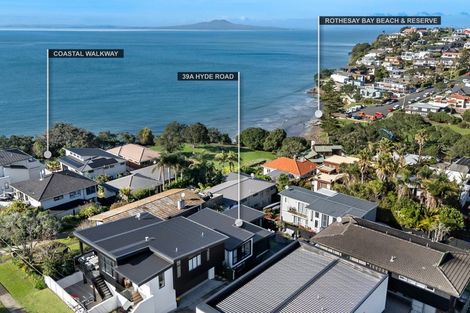 Photo of property in 39a Hyde Road, Rothesay Bay, Auckland, 0630