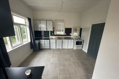 Photo of property in 17 Queen Street, Cambridge, 3434